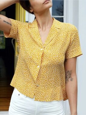 Everlane The Clean Silk Short-sleeve Notch Shirt – Marigold Floral Size 0
